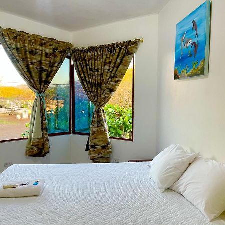 Hostal Vista Al Mar Puerto Baquerizo Moreno Exterior foto